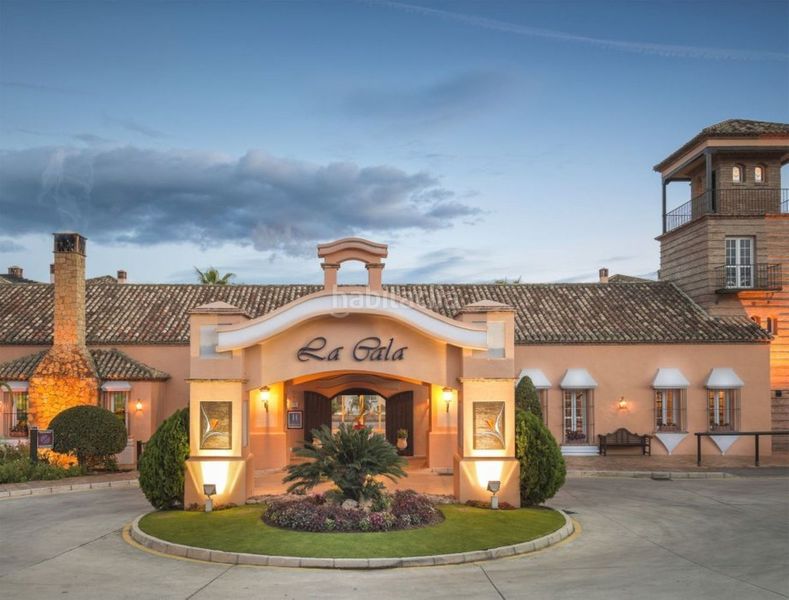 Foto 74cc437d-f043-41a3-b781-1ef35e5e9485. Apartament amb aparcament a La Cala Golf - Lagar Martell Mijas