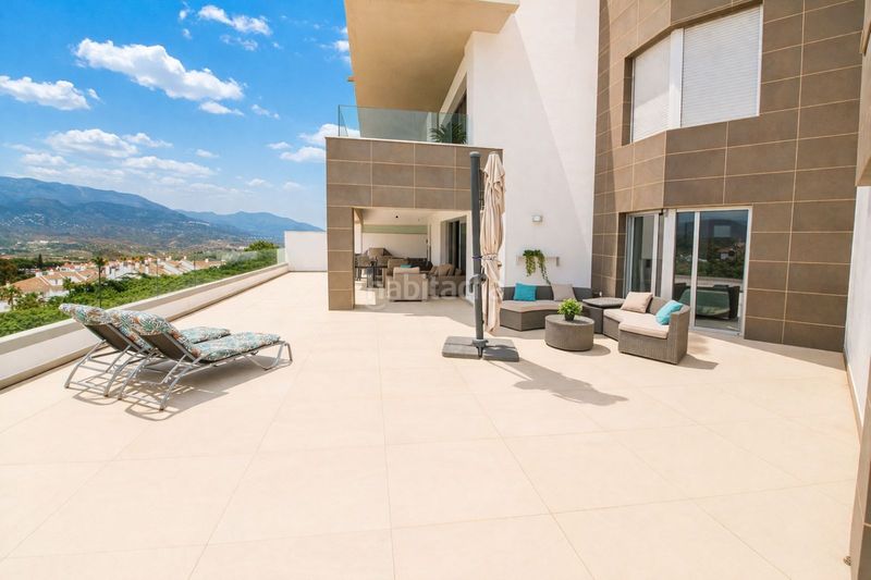 Foto be7bcf4e-ab72-4d44-a353-cfe054806a96. Apartament amb aparcament a La Cala Golf - Lagar Martell Mijas