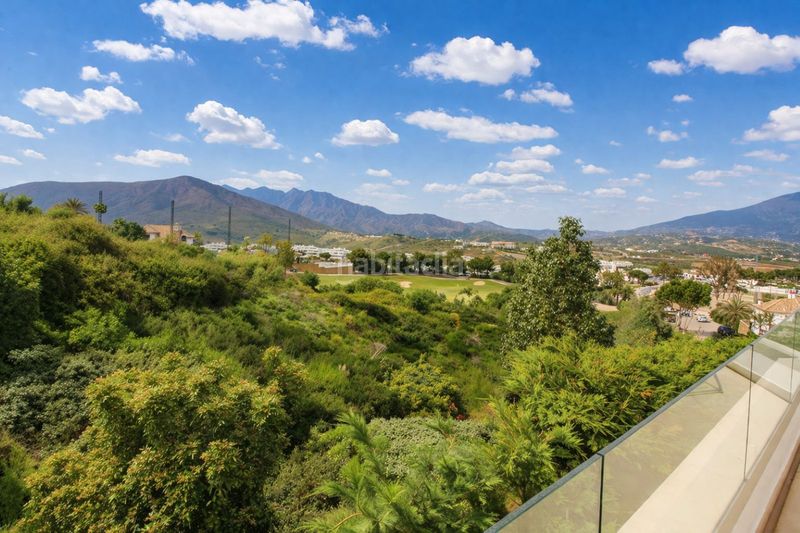 Foto f2f02f5e-d7a4-4509-a570-2ff5f91eace0. Apartament amb aparcament a La Cala Golf - Lagar Martell Mijas
