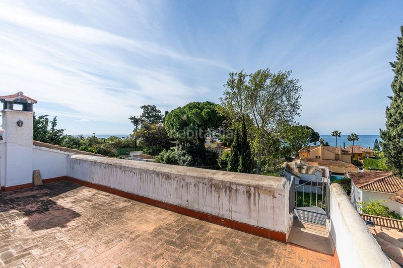 Foto 190f9ec8-367d-43f7-a89f-b1fd5ec11603. Casa amb aparcament piscina a Río Real Marbella