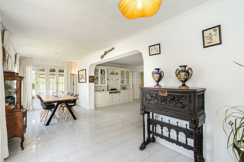 Foto 1e4ce583-2b8b-4cbf-876d-1cfd4d7b95f6. Casa amb aparcament piscina a Río Real Marbella