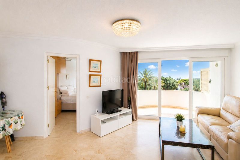 Foto adbf2a8d-838f-454c-8092-4b2ba00649b6. Apartament amb aparcament a Marbesa Marbella