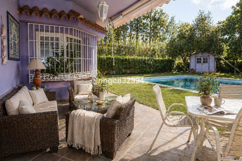 Foto c349c182-8fd9-4caf-ac40-37e076121263. Casa amb aparcament piscina a Barrios (Los)