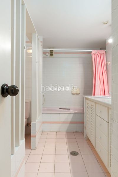 Foto b2588db8-f59b-4088-87ca-4a3ae196fc27. Apartament amb aparcament a Ricardo Soriano Marbella