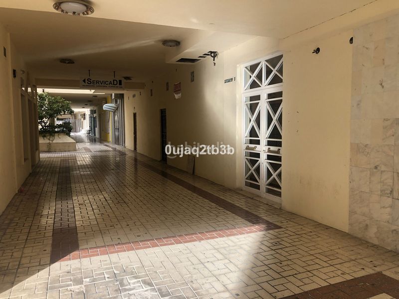 Foto becb1c5a-4520-4f02-952a-2c1cf80e763b. Apartament amb aparcament a Ricardo Soriano Marbella