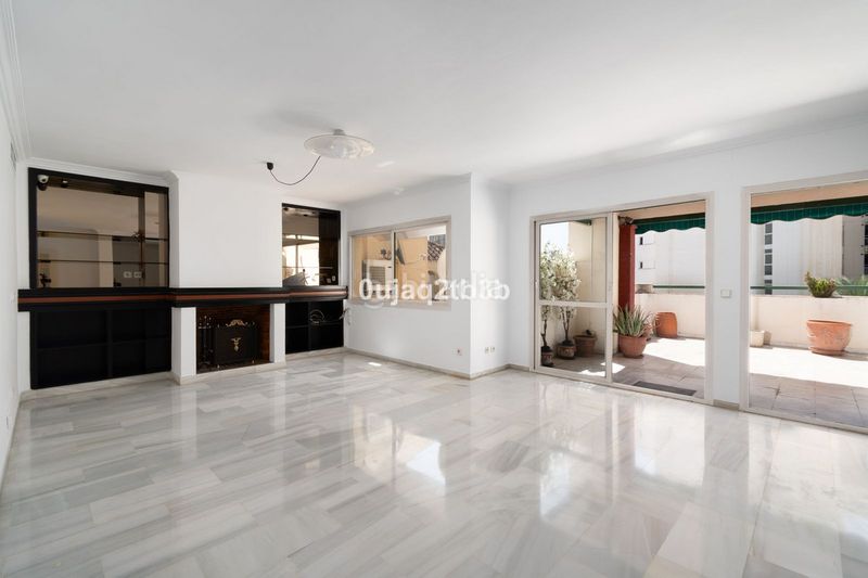 Foto dccf5bc6-958e-480e-9593-2fddc30ece42. Apartament amb aparcament a Ricardo Soriano Marbella