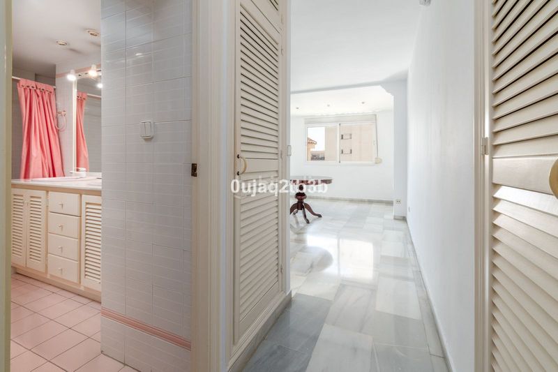 Foto dcec900e-9555-45ef-a567-dcc63b7a3aaf. Apartament amb aparcament a Ricardo Soriano Marbella