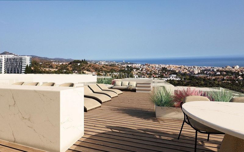 Foto dcd66b03-ad6f-49ef-bd2e-e0992f94f40b. Casa amb aparcament piscina a Playa Bajadilla - Puertos Marbella