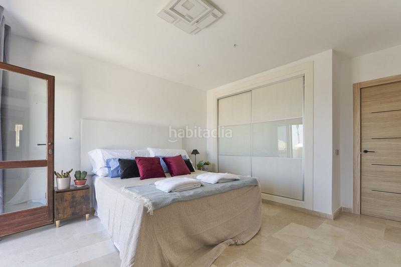 Foto fff620d2-b1d1-4840-8ded-ac179d29cc13. Casa adossada amb calefacció piscina a La Carolina - Guadalpín Marbella