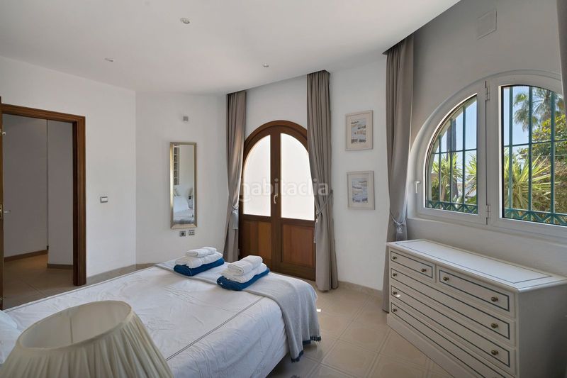 Foto be4ee1b5-bcb6-475e-a93c-52d01ad53343. Casa amb aparcament piscina a Hacienda Las Chapas Marbella