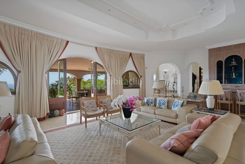 Foto d125ae59-ef6e-4425-b843-cd470d010d1d. Casa amb aparcament piscina a Hacienda Las Chapas Marbella