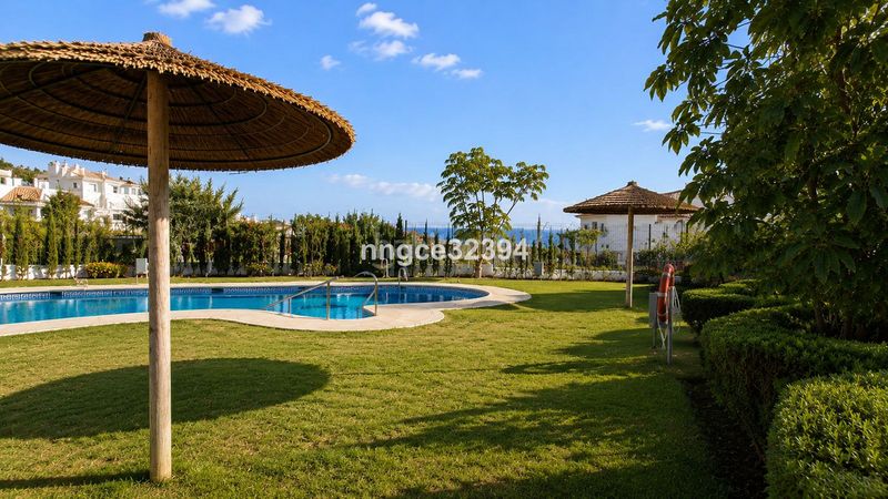 Foto 22762980-1028-442f-887d-826578c4d70d. Àtic amb aparcament piscina a Los Naranjos Marbella