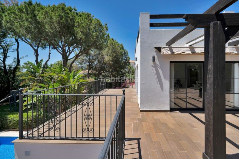 Foto 81db040a-79e4-459a-8545-b511f06f755a. Casa amb aparcament piscina a Hacienda Las Chapas Marbella
