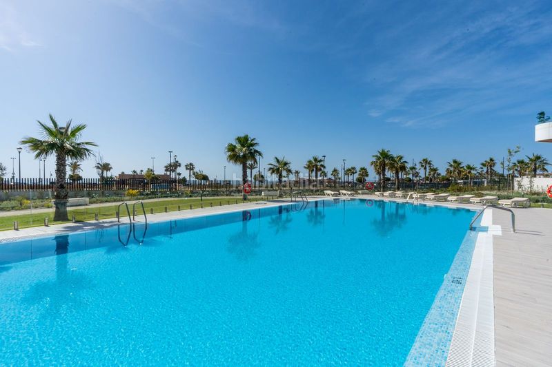 Foto 10c1fc67-098c-45e4-aa9e-3f64605f59f1. Apartamento en Los Álamos Torremolinos