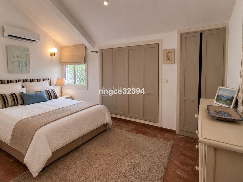 Foto ecbe723f-c3c5-4a48-b51c-ad6d96882ff3. Casa amb aparcament piscina a Puerto Banús Marbella