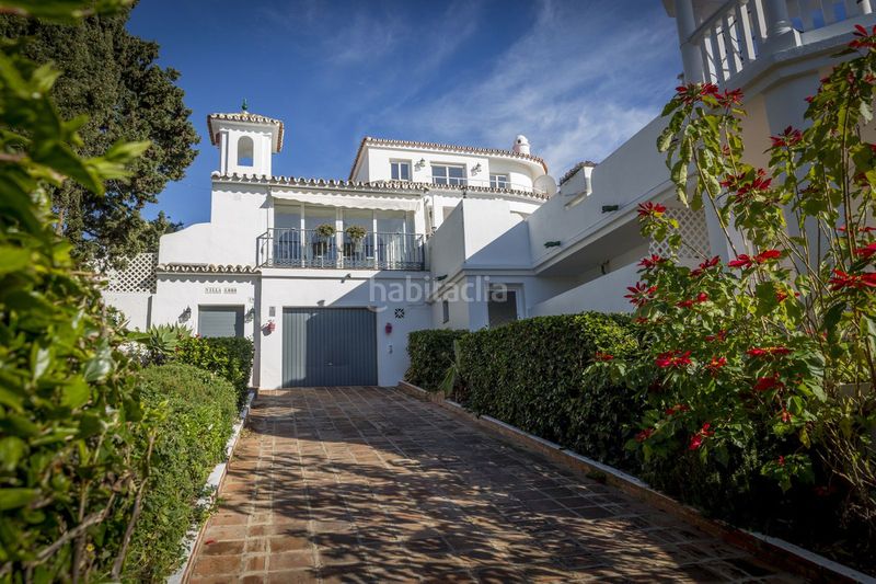 Foto 7ddff1de-5035-433b-a5e8-b237e99dc2fd. Casa amb aparcament piscina a El Faro de Calaburra - Chaparral Mijas