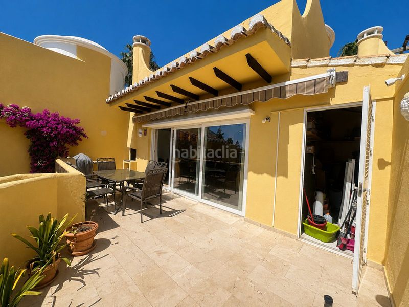 Foto b2f9df92-1a2c-4694-a7ea-5fff093ed789. Casa adossada a Calahonda Mijas