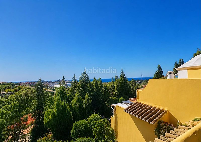 Foto f41083a2-533a-448e-923a-ffbfbcc03032. Casa adossada a Calahonda Mijas
