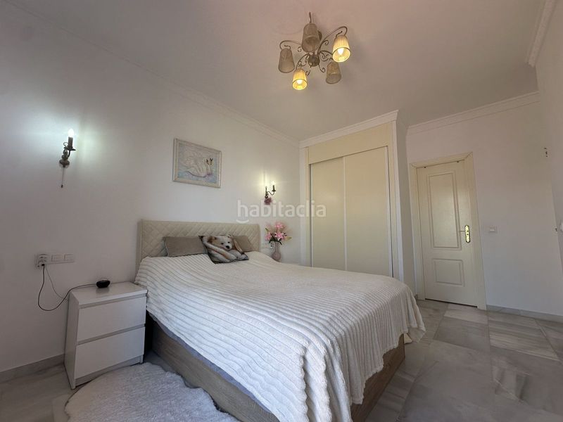Foto 2671b8f7-a3a5-4aef-bd94-e6910372ae86. Casa amb aparcament a Riviera del Sol Mijas