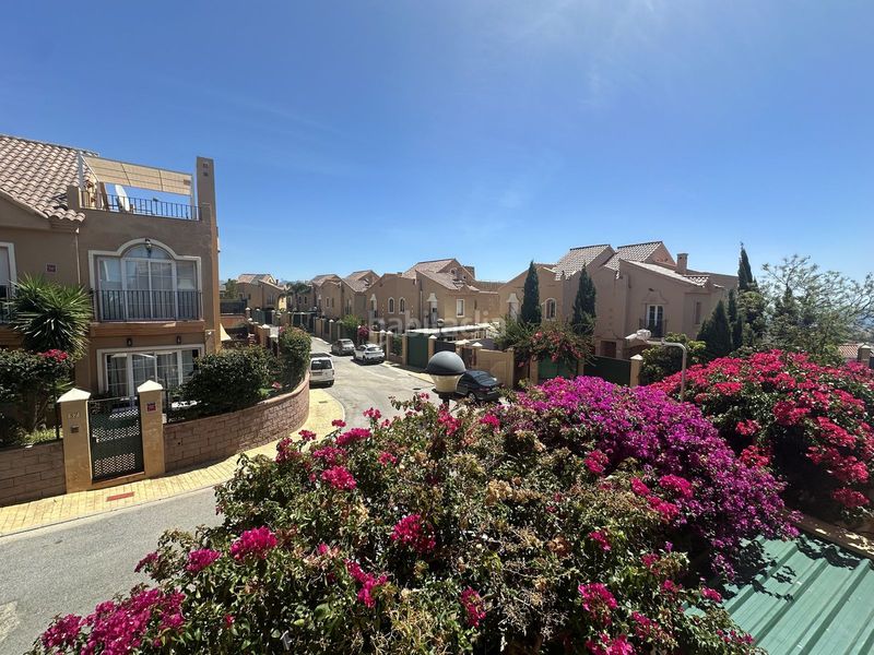 Foto a92d68a1-fef4-4b77-ab6b-79511880707a. Casa amb aparcament a Riviera del Sol Mijas