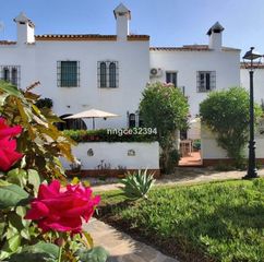 Casa adossada a Bahía de Casares