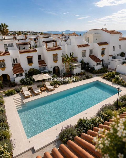 Foto d25bbfdf-8b2d-43ff-a876-6e4072fb8b0f. Casa adossada amb aparcament piscina a marina de Casares Casares