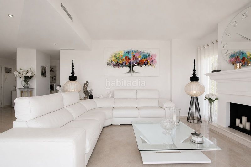 Foto 28206c79-6458-41c5-8ca8-8ca24293aa71. Àtic amb aparcament a Elviria Marbella