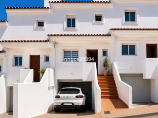 Casa adossada a El Velerín