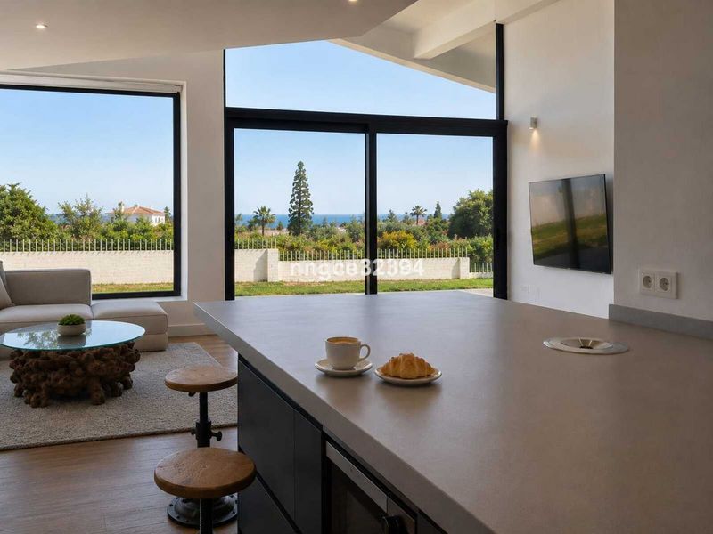 Foto a0afa5d1-c6f7-4d8c-ae72-58090baeaac5. Casa amb aparcament piscina a Bel - Air Estepona