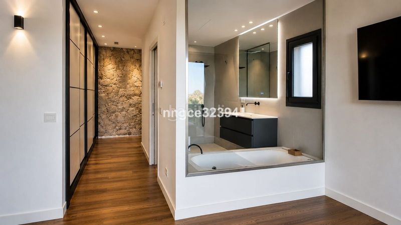 Foto a1def77c-7821-48b9-9492-2b10a16bcbb3. Casa amb aparcament piscina a Bel - Air Estepona