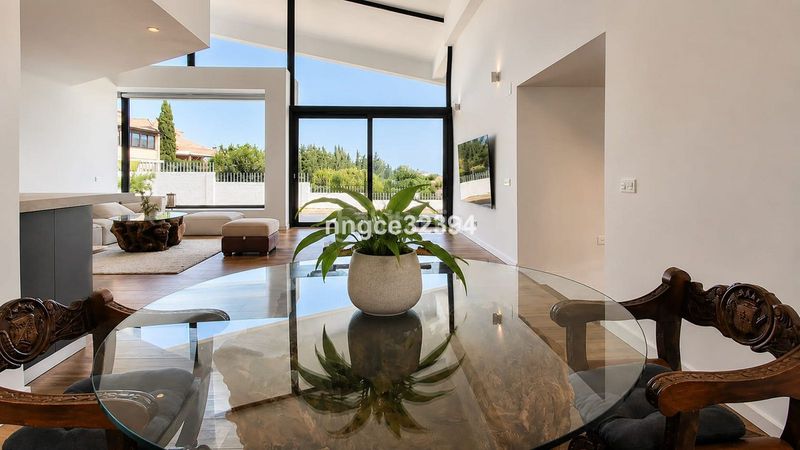 Foto adda68cd-296a-4af8-be91-02aef9776ae4. Casa amb aparcament piscina a Bel - Air Estepona