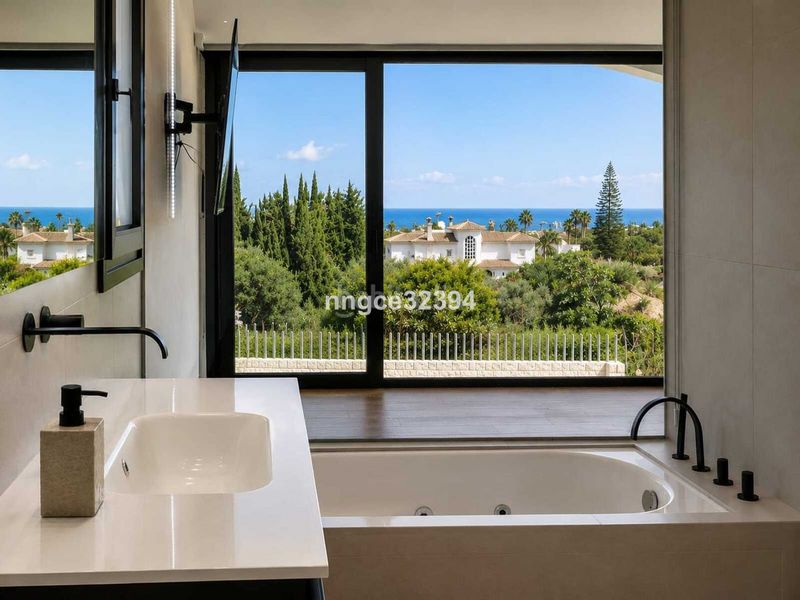Foto bcd0d467-996c-475a-bc7d-f331225f01eb. Casa amb aparcament piscina a Bel - Air Estepona