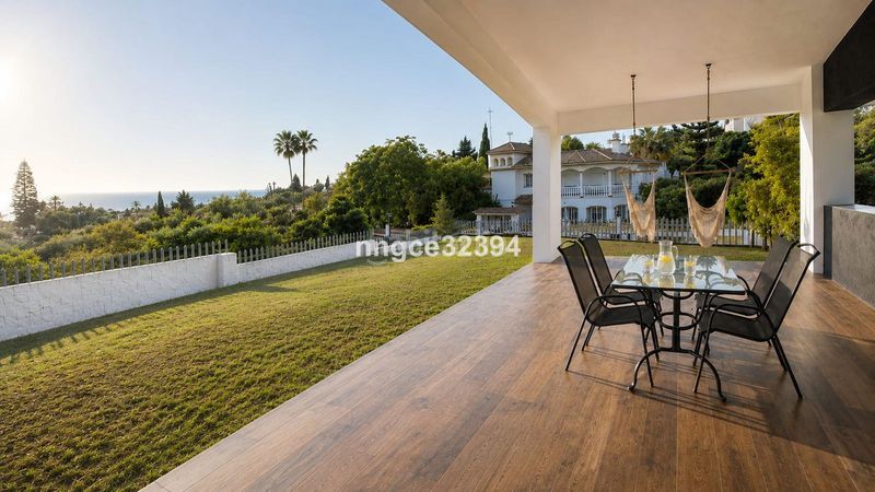 Foto cc887abf-452e-4495-ae15-13377484fd06. Casa amb aparcament piscina a Bel - Air Estepona