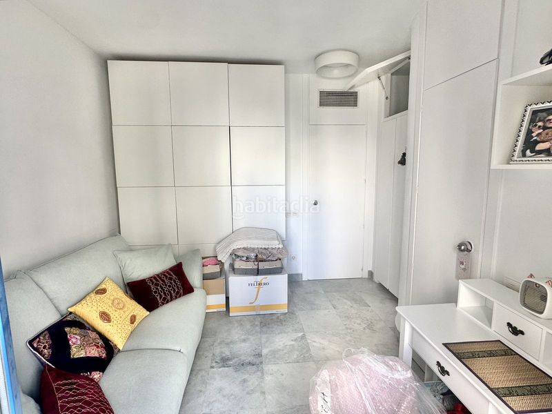 Foto c459d1c3-1485-432e-8884-516771c11146. Dúplex en Playa de la Fontanilla Marbella