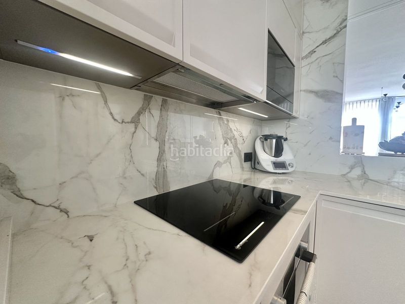 Foto cca77f2a-1ee4-4bd4-9a42-722aa1cf4325. Dúplex en Playa de la Fontanilla Marbella