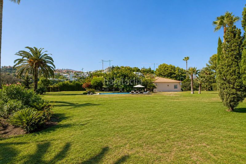 Foto 7a9e5585-3d78-4012-b4ce-0fe22bcf33dd. Casa amb piscina a los arqueros - puerto del almendro Benahavís