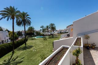 Attique à Nueva Andalucía centro