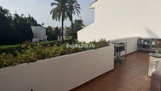 Apartament a Nueva Andalucía centro