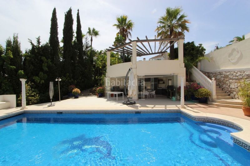 Foto 05522ff5-2ebe-4b5c-a8e2-e69894c959a8. Casa amb piscina a Elviria Marbella