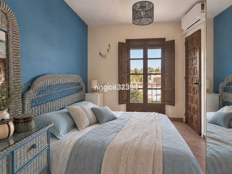 Foto 6bea00ac-5ea4-40bd-9026-1706877a6f72. Casa a Los Naranjos Marbella