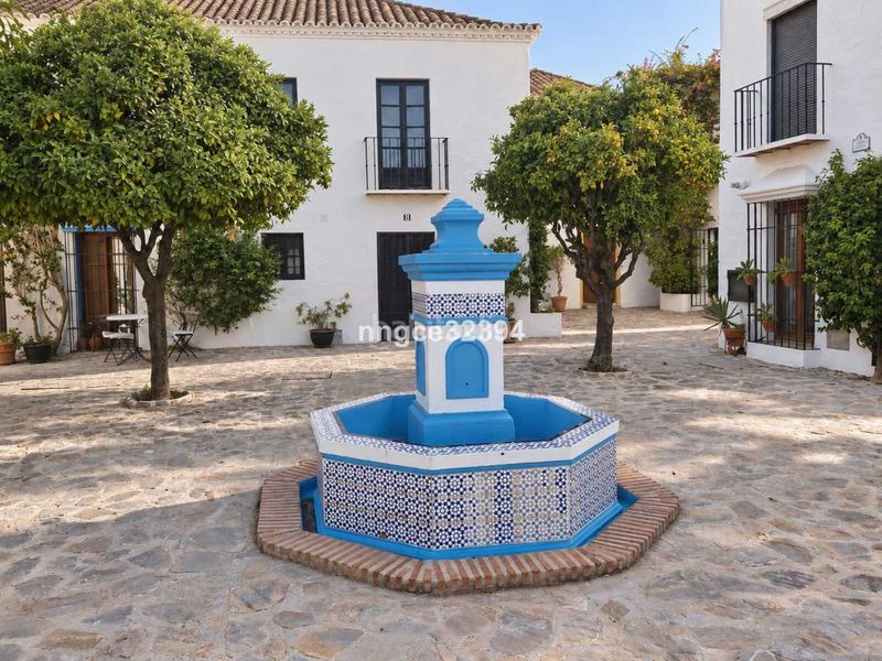 Foto b8d913cb-7b7d-42f7-83e4-738088f61445. Casa a Los Naranjos Marbella