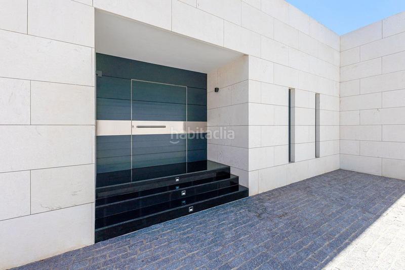 Foto c1d66a34-0c3c-4a08-b493-1451603e37e2. Chalet en Centro Histórico Málaga