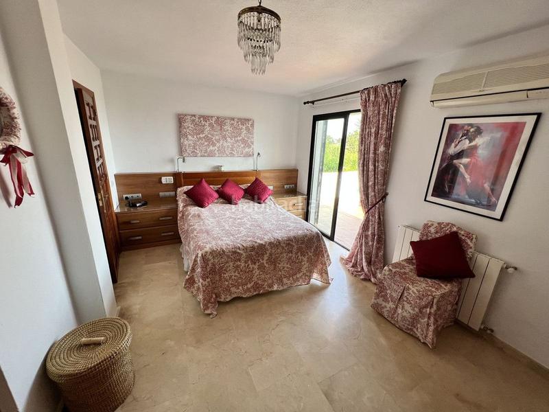 Foto 488cb9a6-36e8-462e-b218-ea03e0253baa. Chalet mit heizung pool in Mijas pueblo Mijas