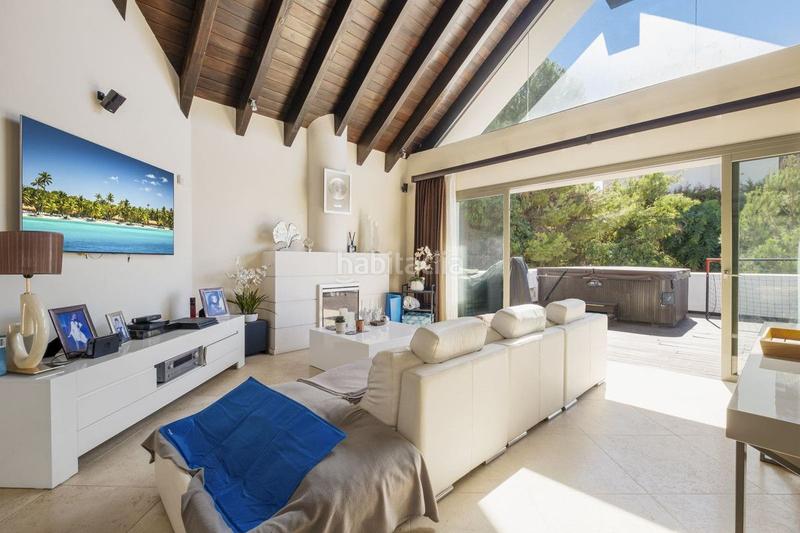 Foto 40acd8bf-69b0-4e6a-8fea-f81587419b98. Attico con riscaldamento piscina in Divina Pastora Marbella