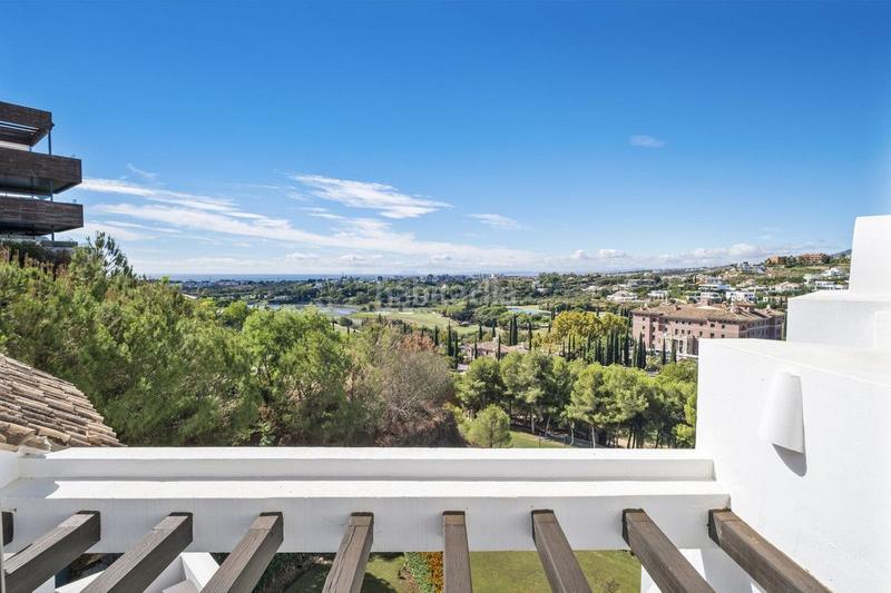 Foto c8daccf2-3446-43b3-a0b7-764d5bbe0a90. Attico con riscaldamento piscina in Divina Pastora Marbella