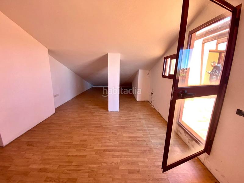 Foto 20f23fc1-8752-4c1b-86af-4ce76599d656. Dachwohnung mit heizung pool in Guadalmansa Estepona