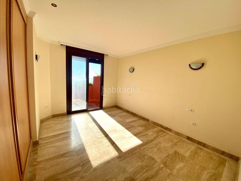 Foto e5b9aef5-4b34-47fe-b175-e4bba129e38a. Dachwohnung mit heizung pool in Guadalmansa Estepona
