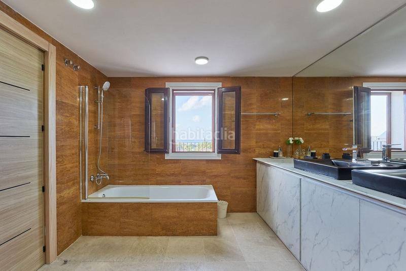 Foto 66707402-5d87-46bd-95ad-4c588eefdbe5. Chalet with heating pool in La Carolina - Guadalpín Marbella