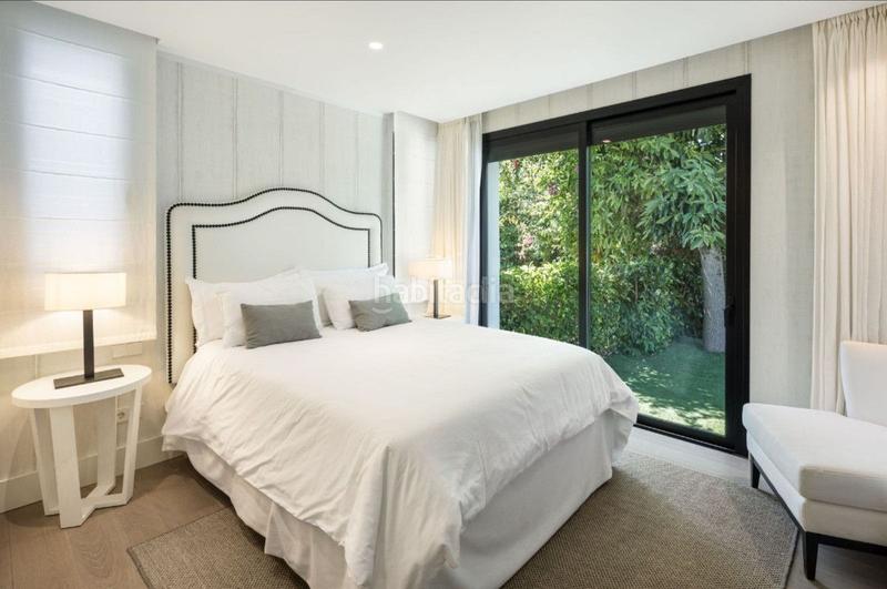 Foto 0aaded44-0741-4e4d-a22d-51c572aa30ce. Chalet mit pool in Los Naranjos Marbella