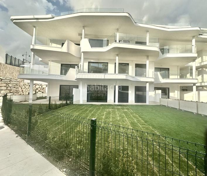 Foto 265ad840-3eb2-44f0-9bb0-4953df215890. Apartamento en El Higuerón Fuengirola